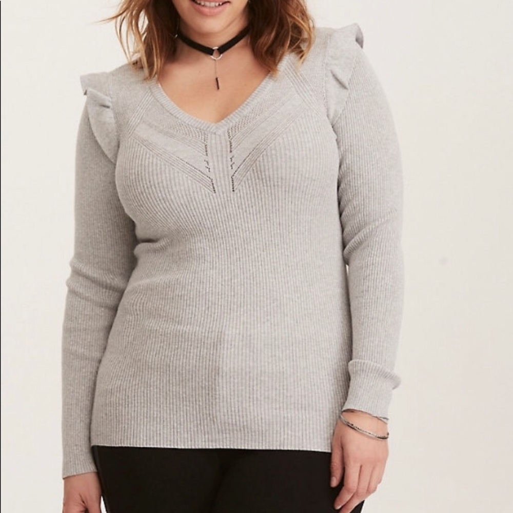 NWOT Torrid size 2 grey ruffle sleeves sweater